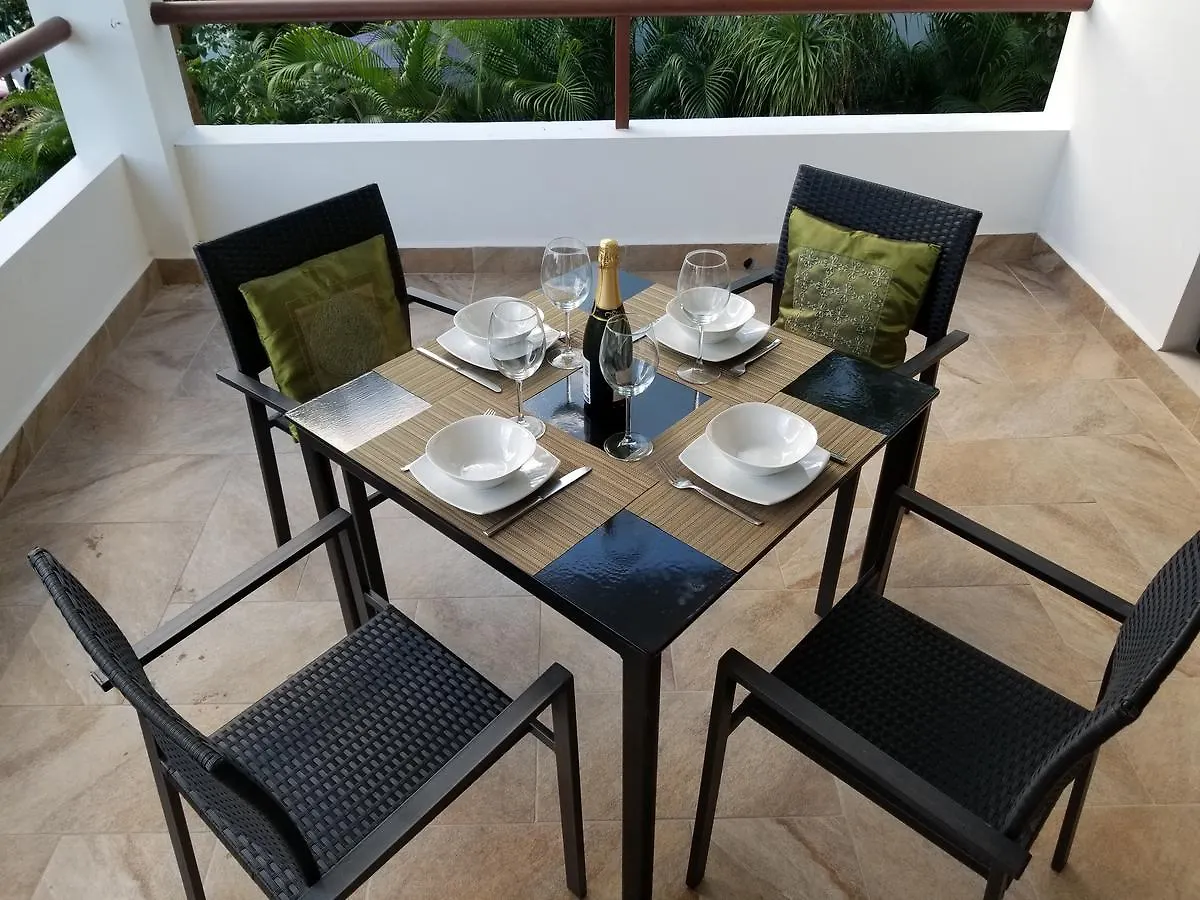 Tao Modern Retreat Daire Akumal